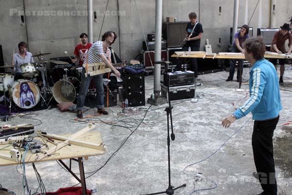 YURI LANDMAN - 2011-05-28 - PARIS - Parc de la Villette - 